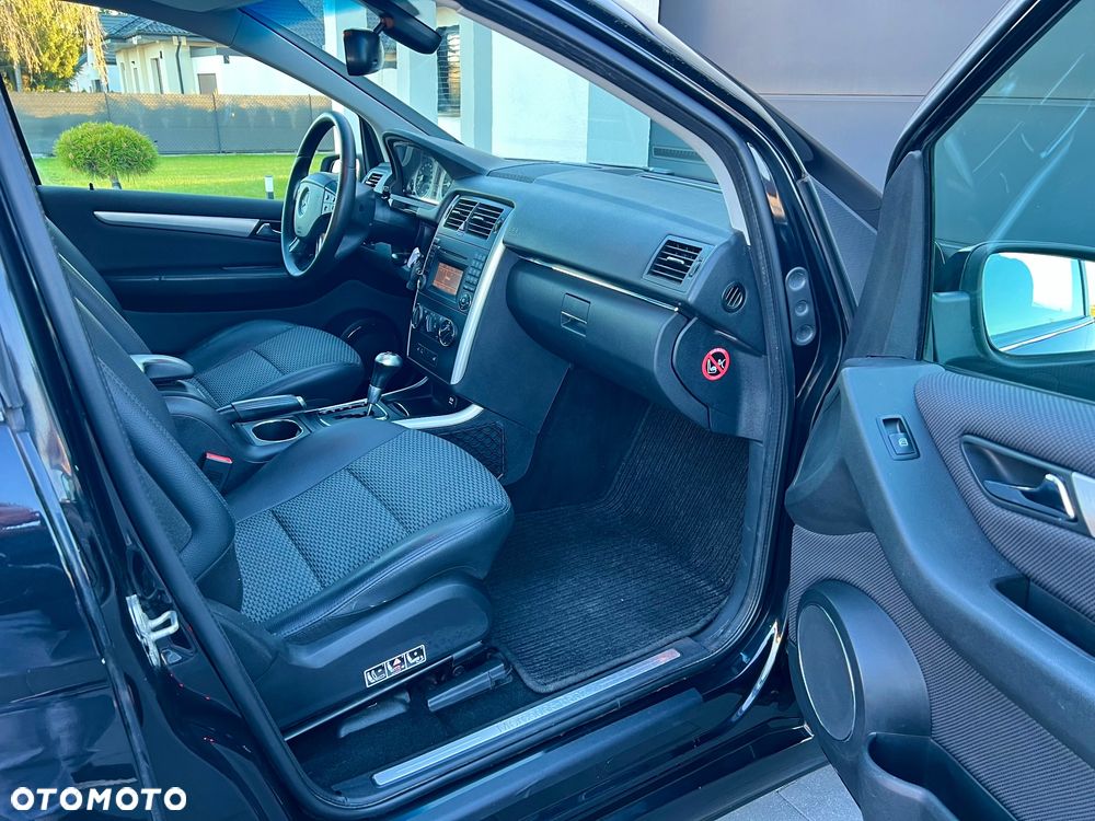 Mercedes-Benz Klasa B 200 CDI Autotronic - 16