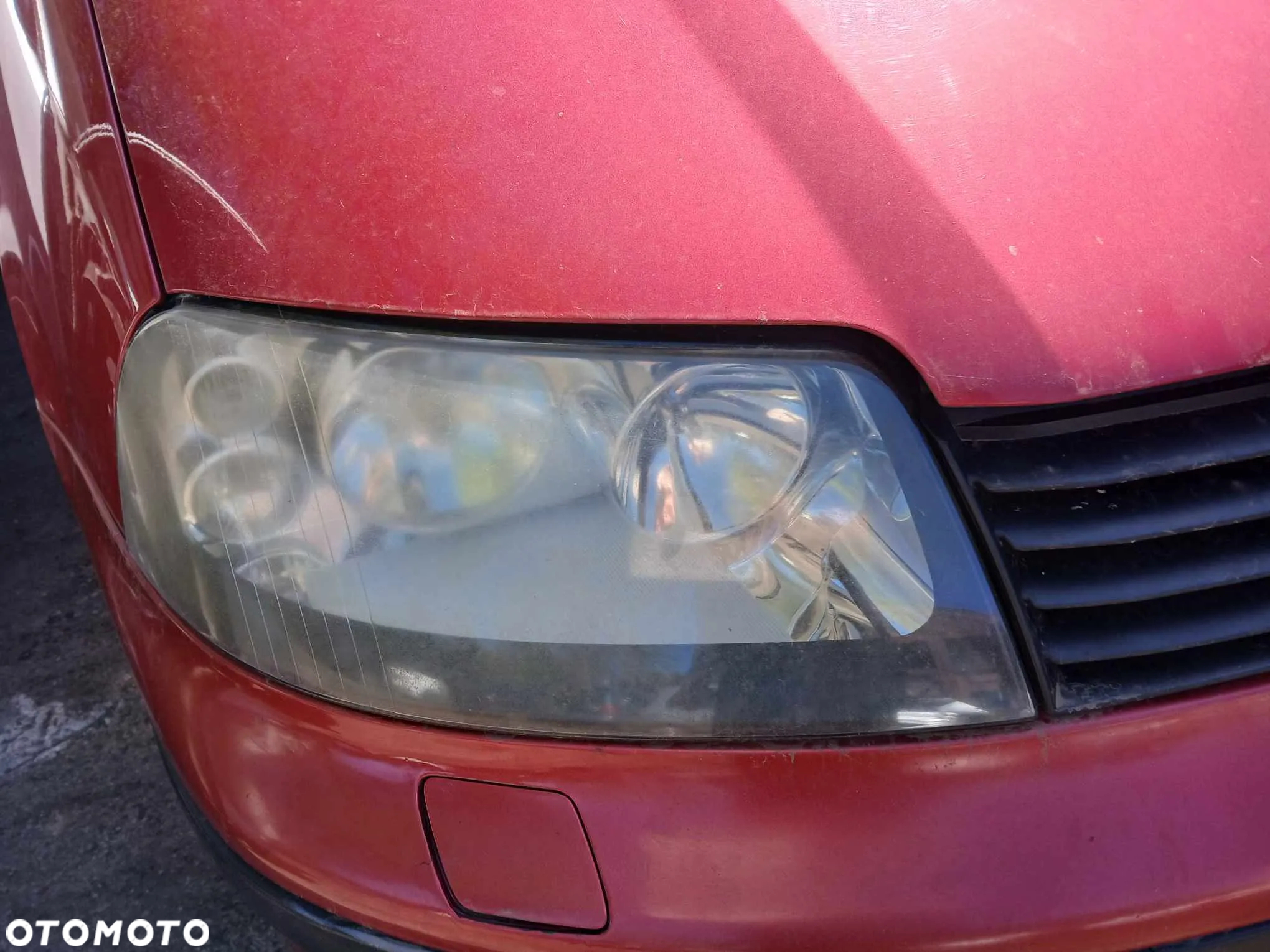 Seat Alhambra  maska, lampa przednia prawa,klapa bagażnika - 4