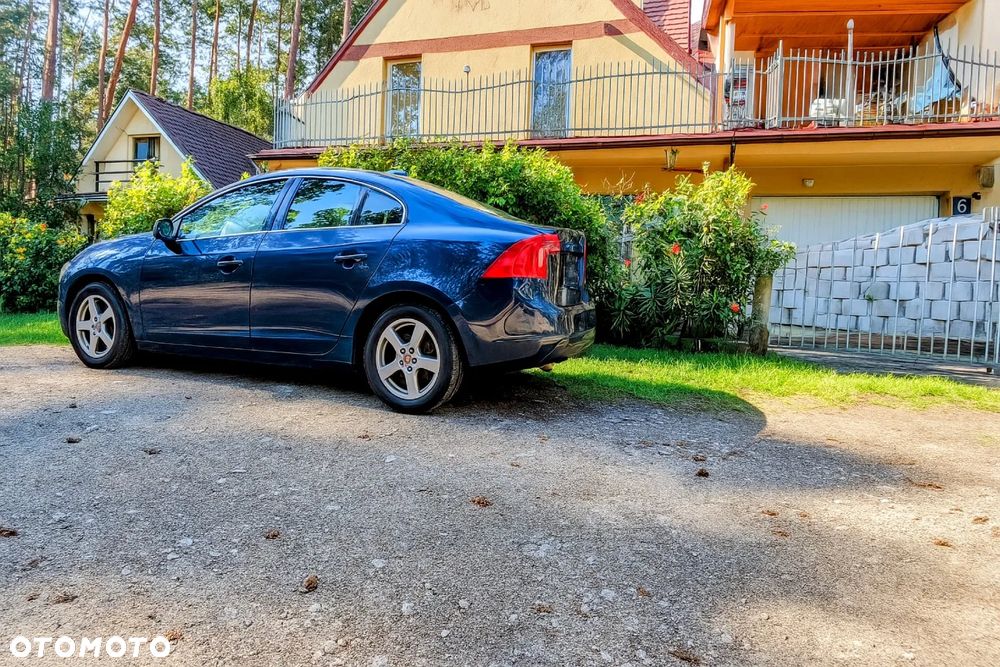 Volvo S60 - 3