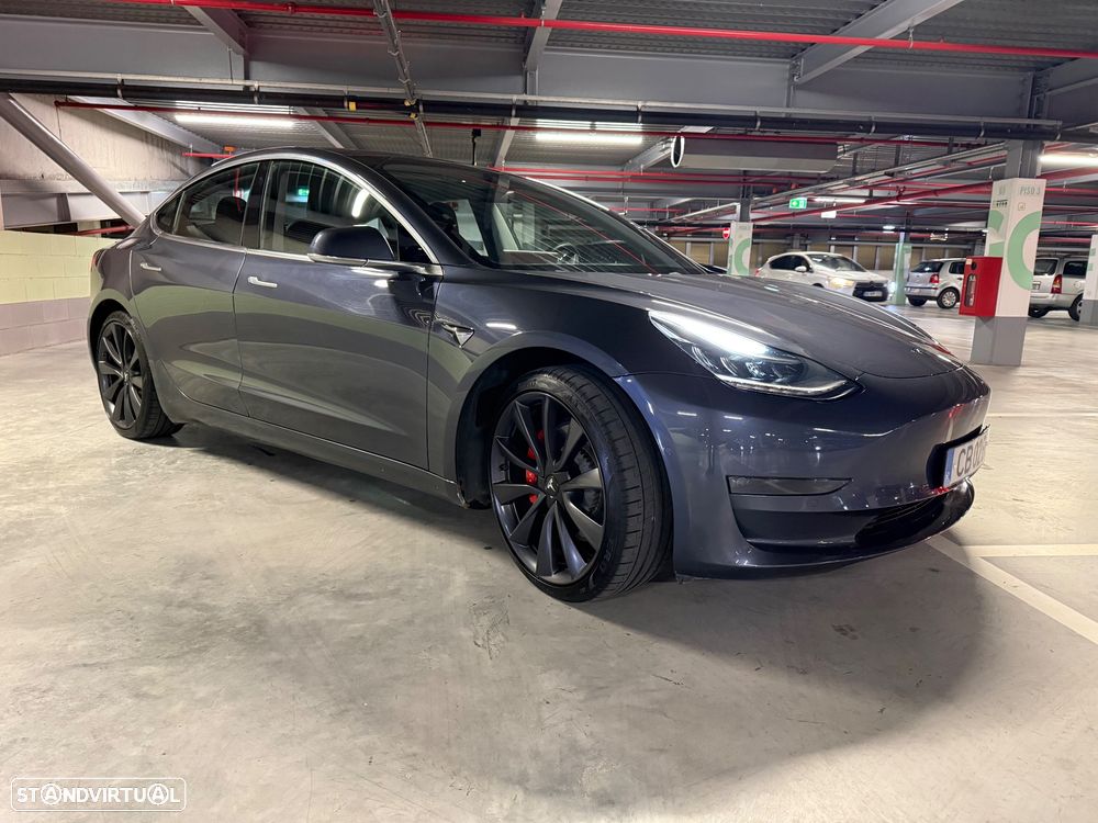 Tesla Model 3 Long Range AWD Dual Motor Performance - 4