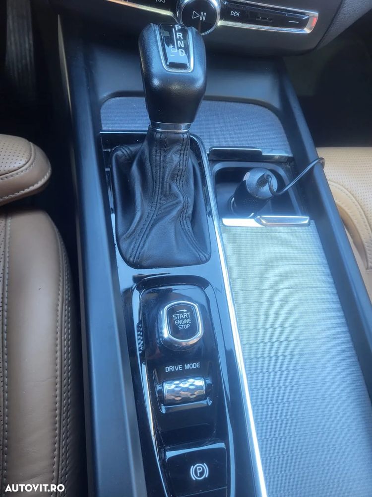 Volvo XC 60 D5 AWD Inscription - 13
