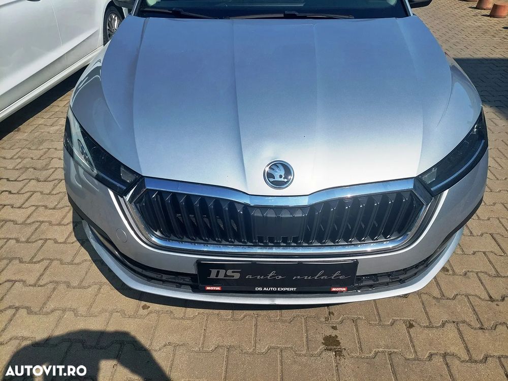 Skoda Octavia 2.0 TDI DSG Ambition - 25
