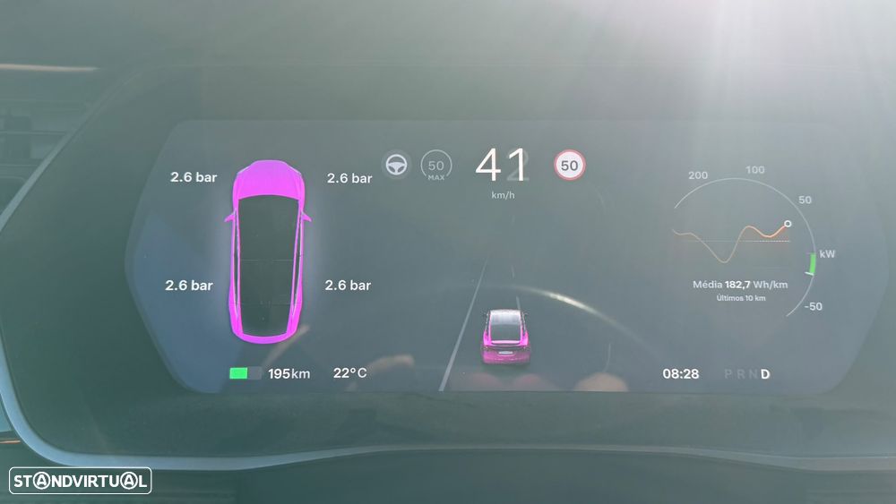 Tesla Model X - 27