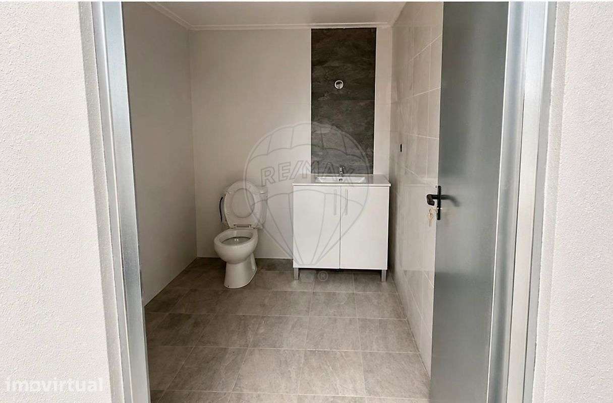 Armazém  para arrendamento - Grande imagem: 5/7
