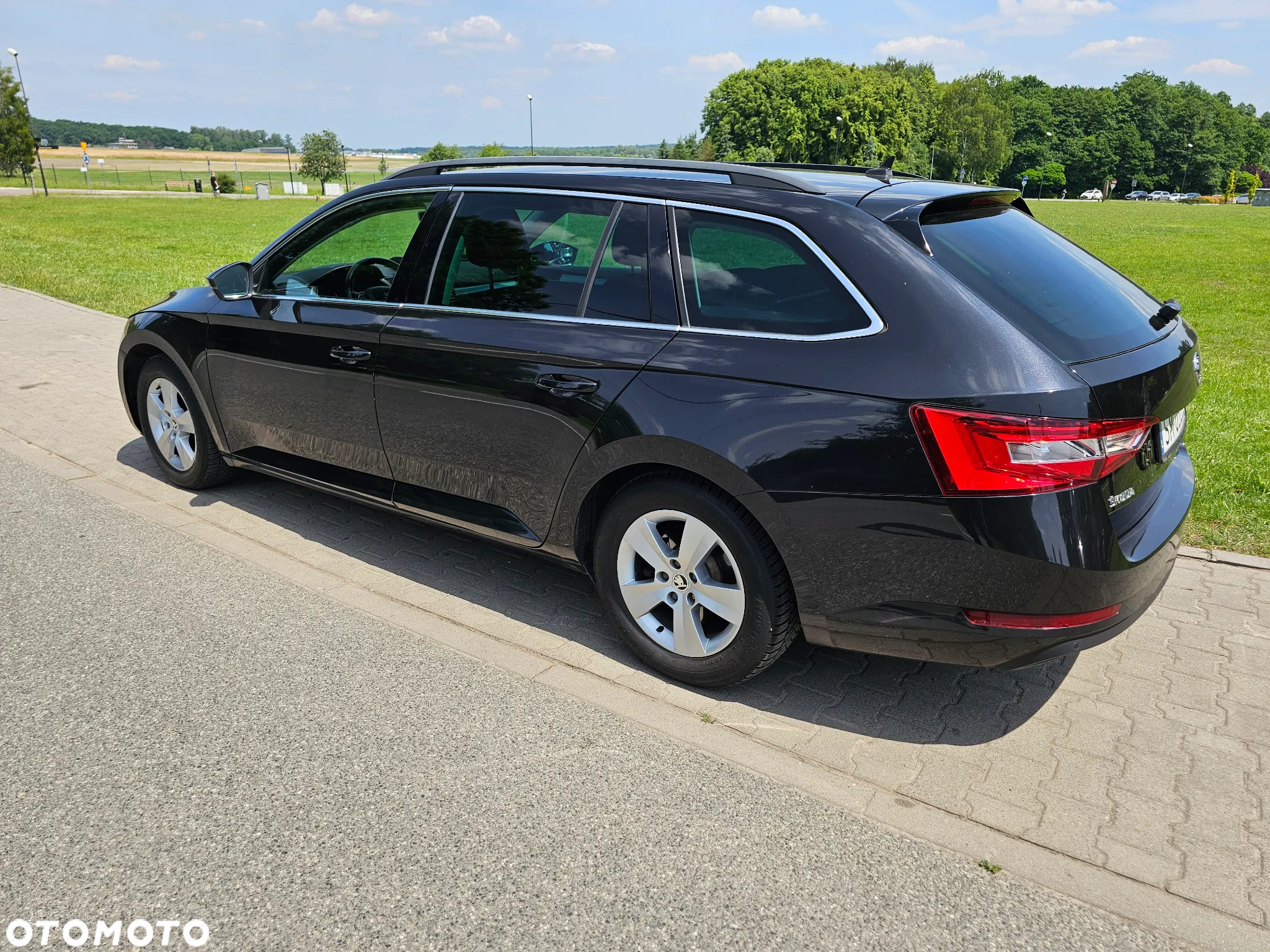 Skoda Superb 1.6 TDI Ambition - 7