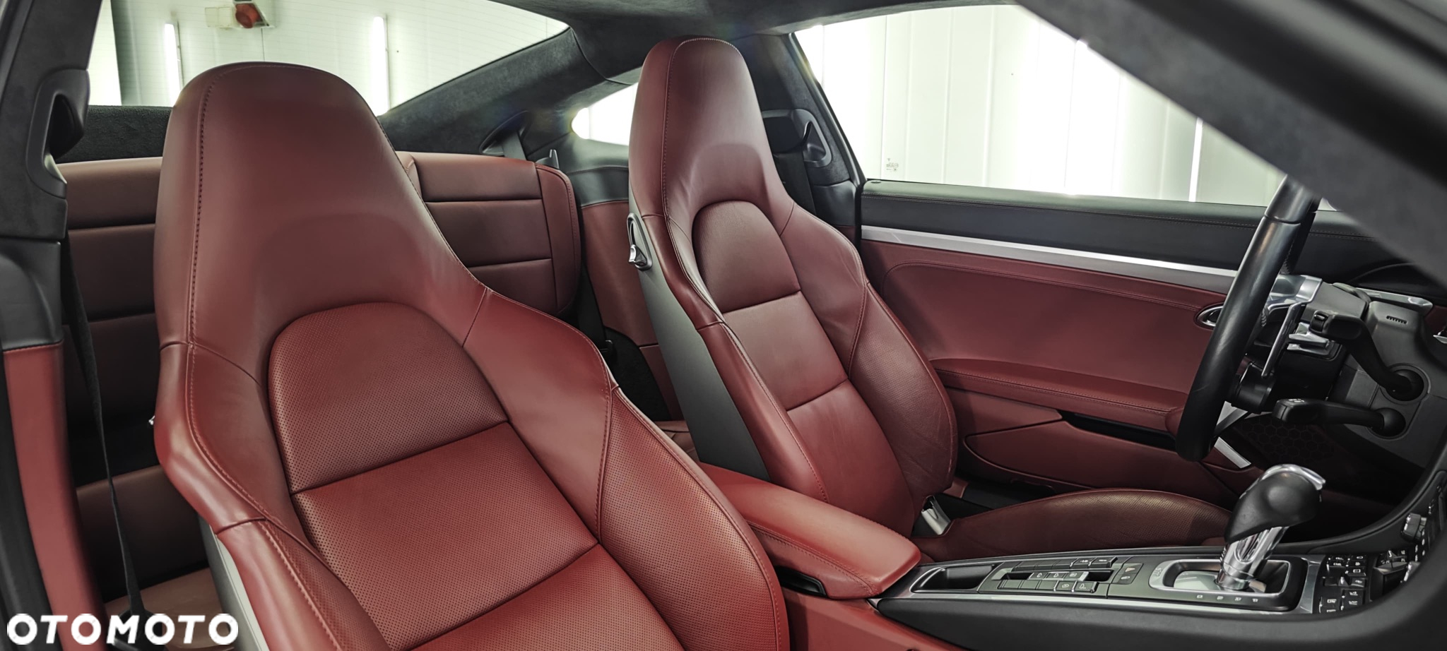 Porsche 911 Carrera PDK - 29