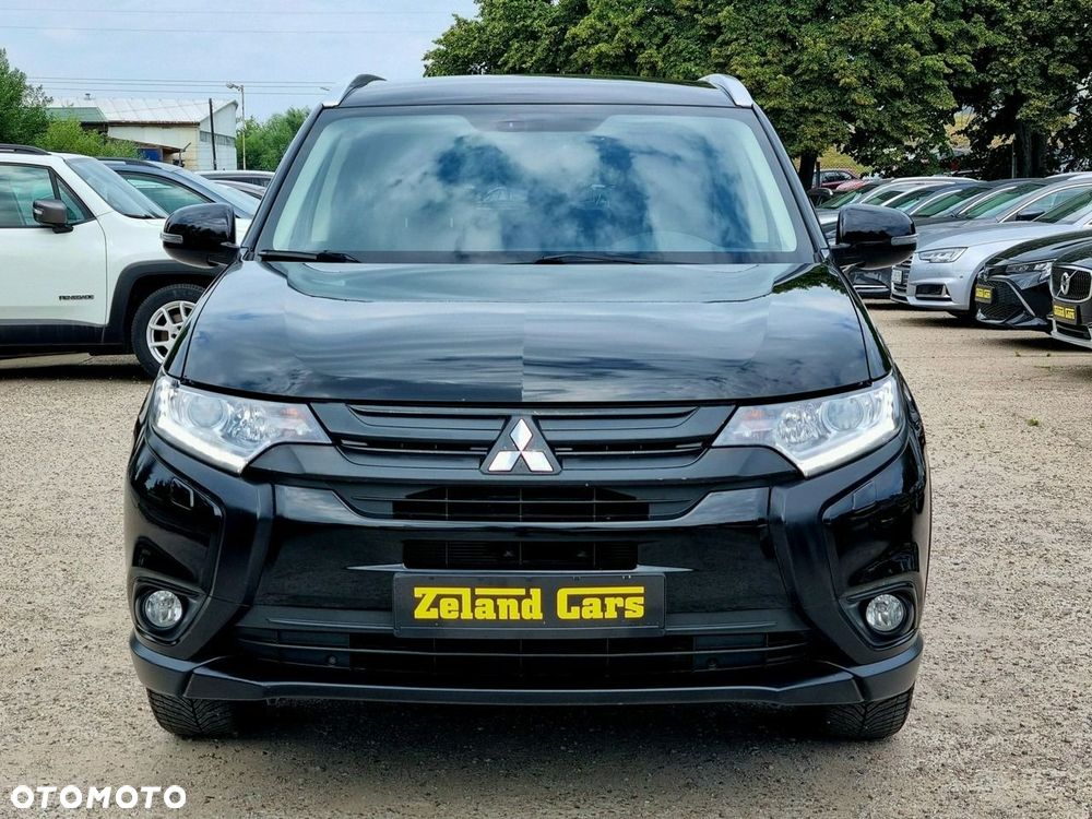 Mitsubishi Outlander 2.0 4WD Invite - 2