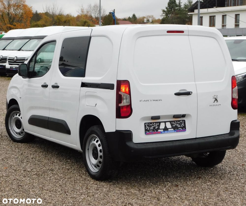 Peugeot Partner - 13