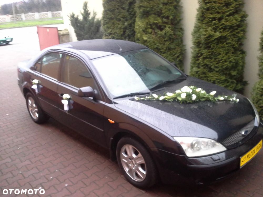 Ford Mondeo 2.0 TDDi Ghia - 11