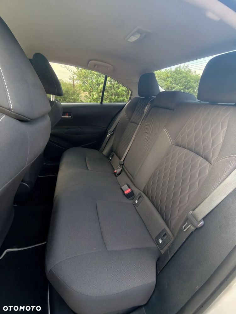 Toyota Corolla 1.8 Hybrid Comfort - 11