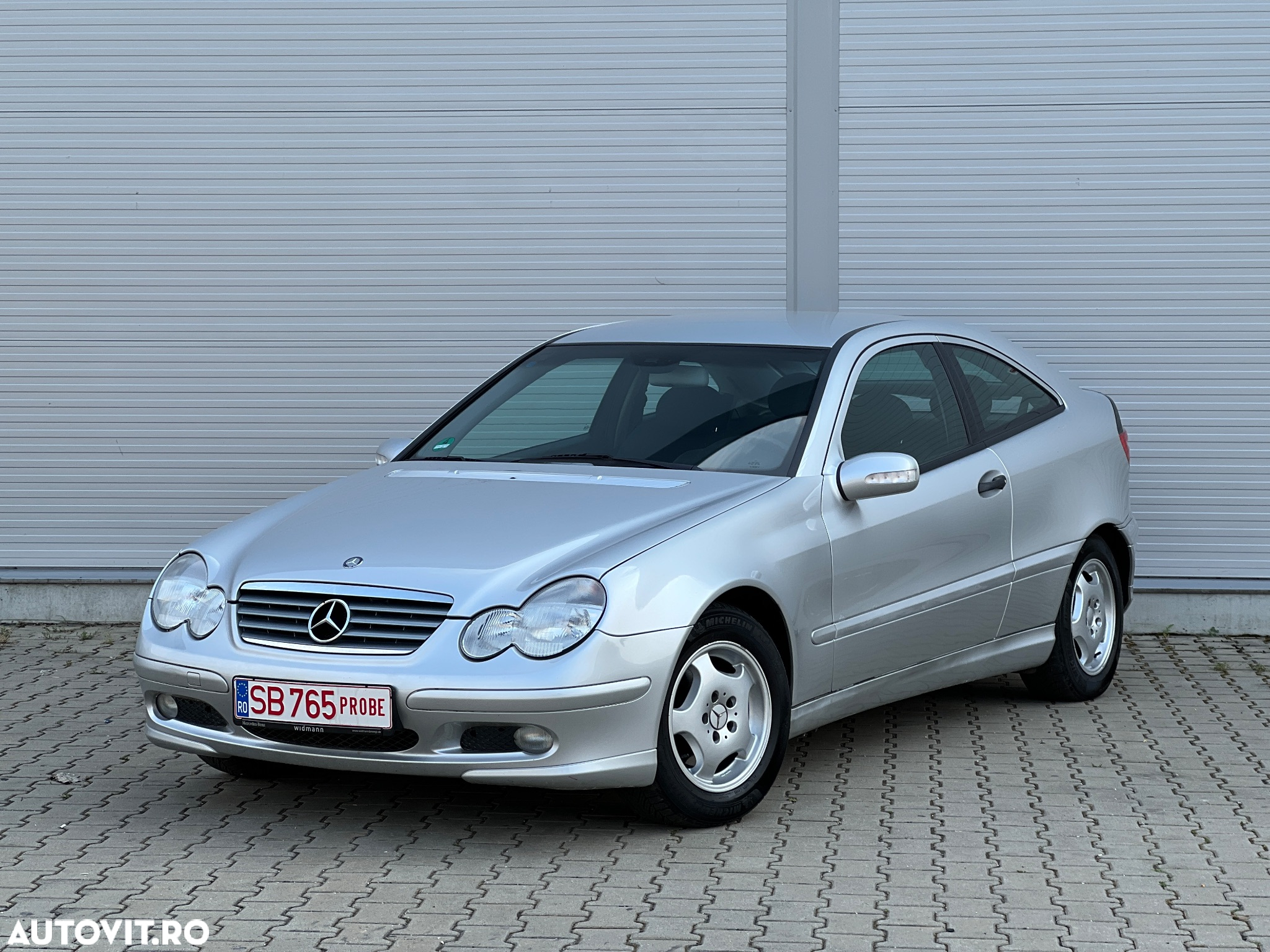 Mercedes-Benz C 180 Kompressor Sportcoupe Automatik - 4