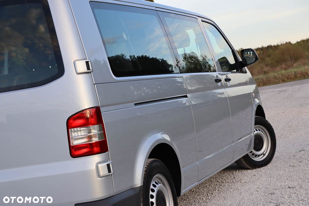 Volkswagen Transporter - 16