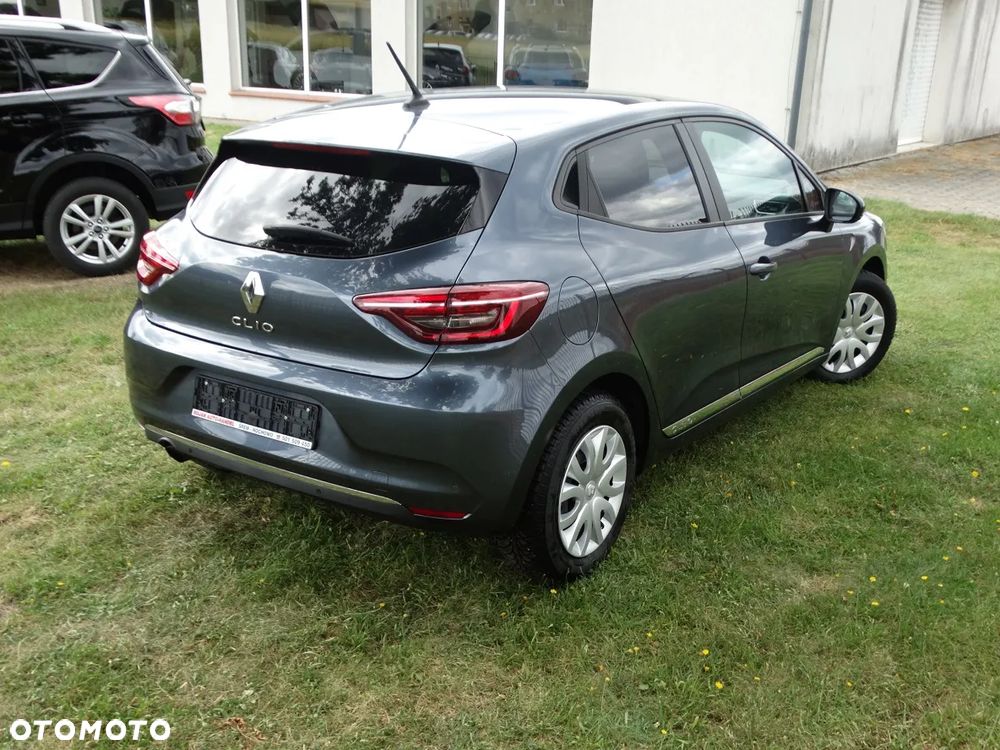 Renault Clio - 2