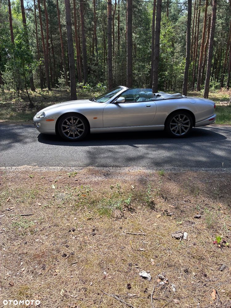 Jaguar XK8 Cabriolet - 8