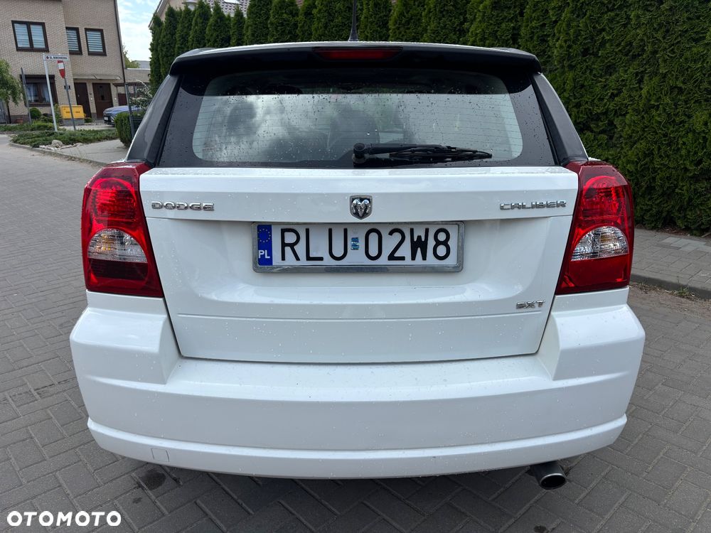 Dodge Caliber 2.0 SXT - 4