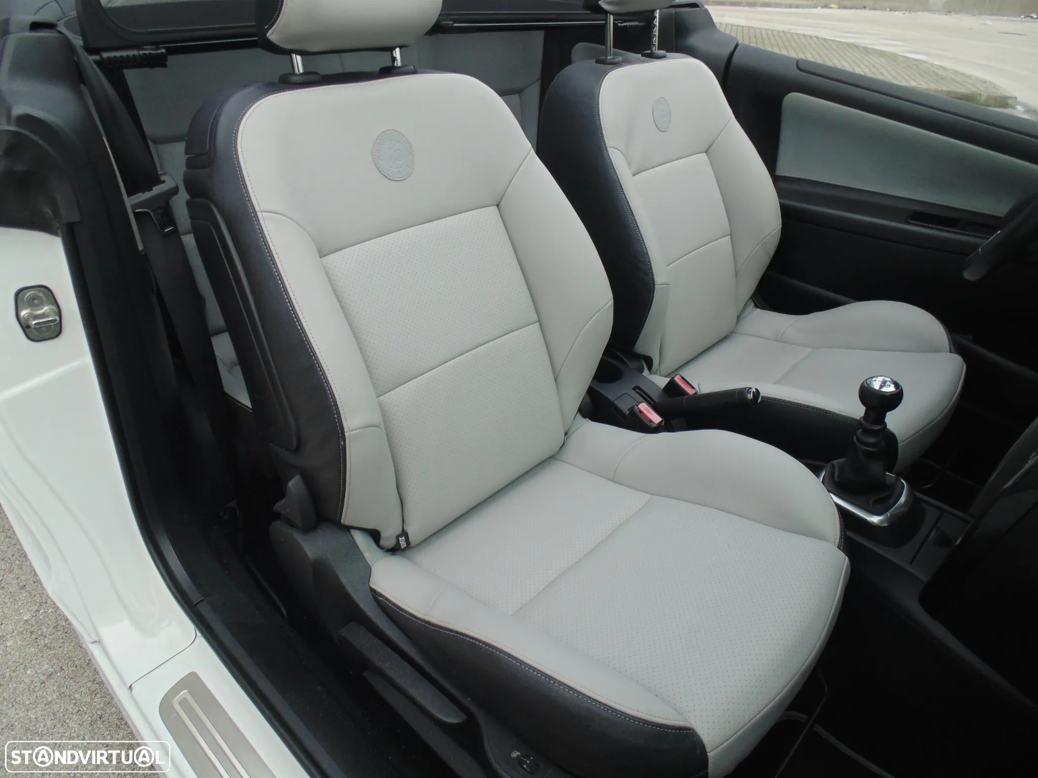 Peugeot 207 CC 1.6 HDi Roland Garros - 22