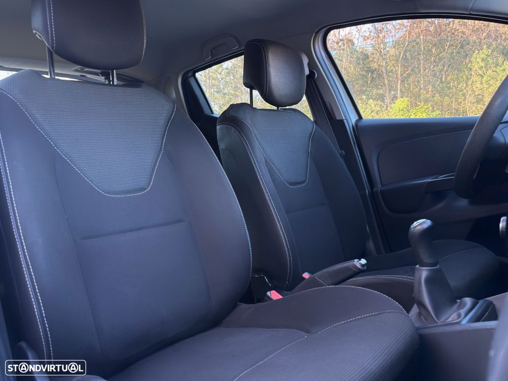 Renault Clio 0.9 TCE Dynamique S - 11