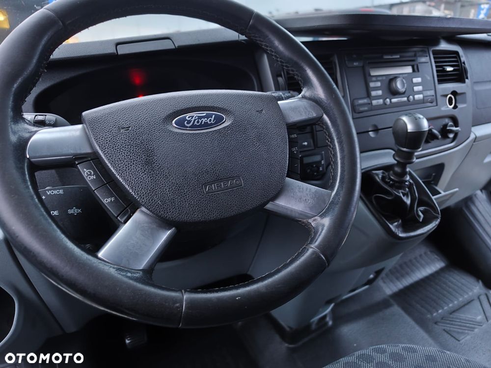 Ford Transit - 2