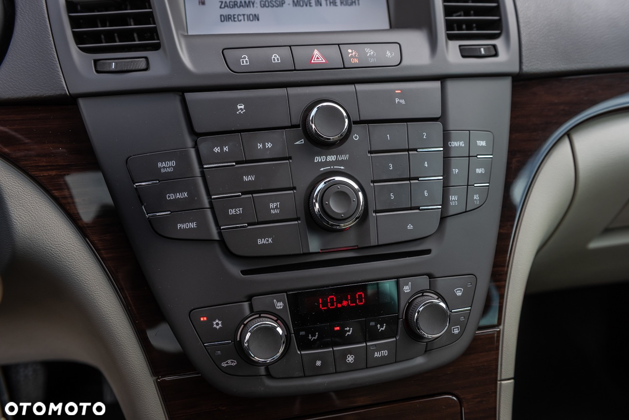 Opel Insignia - 29