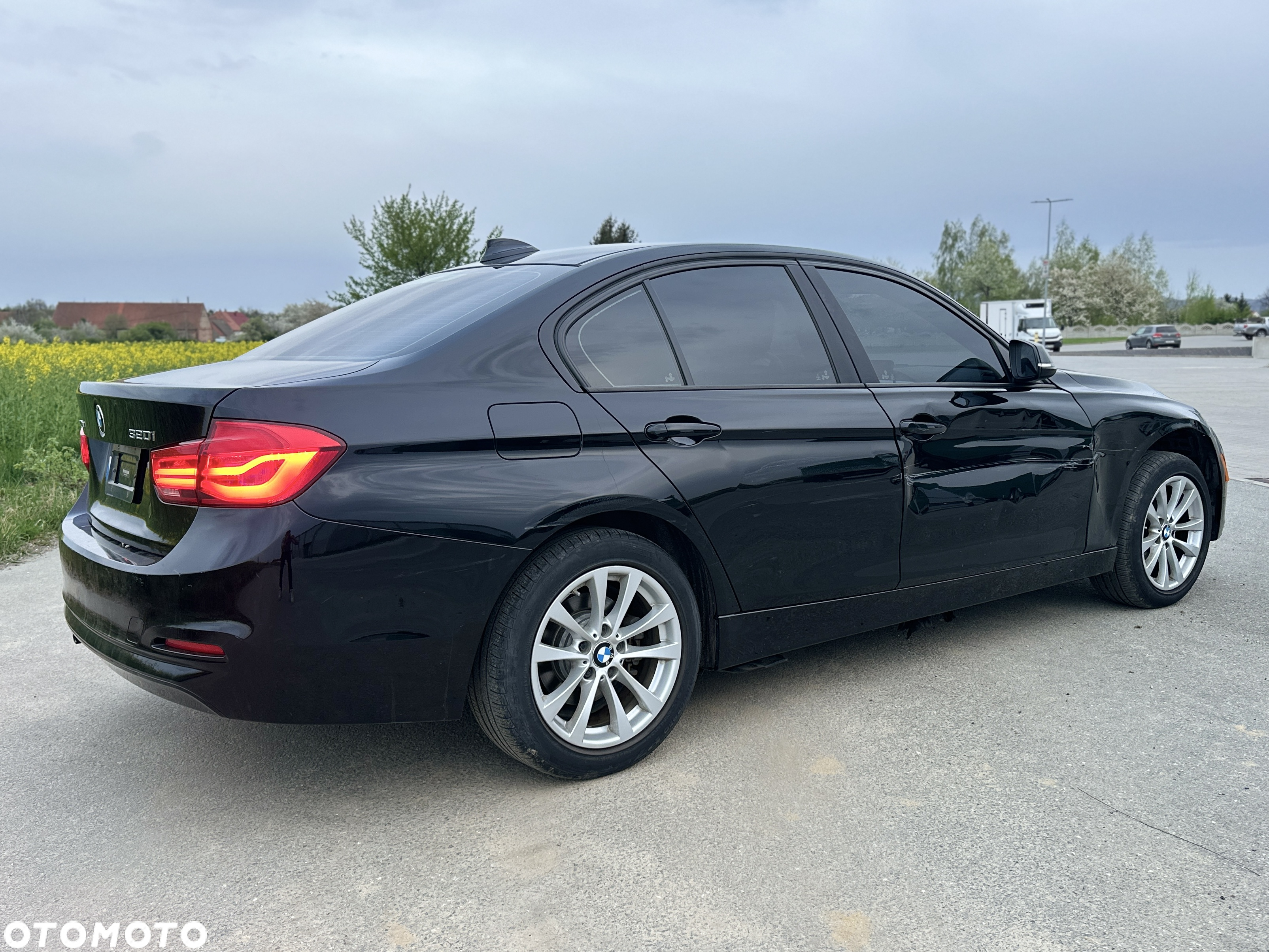 BMW Seria 3 320i GPF xDrive - 17