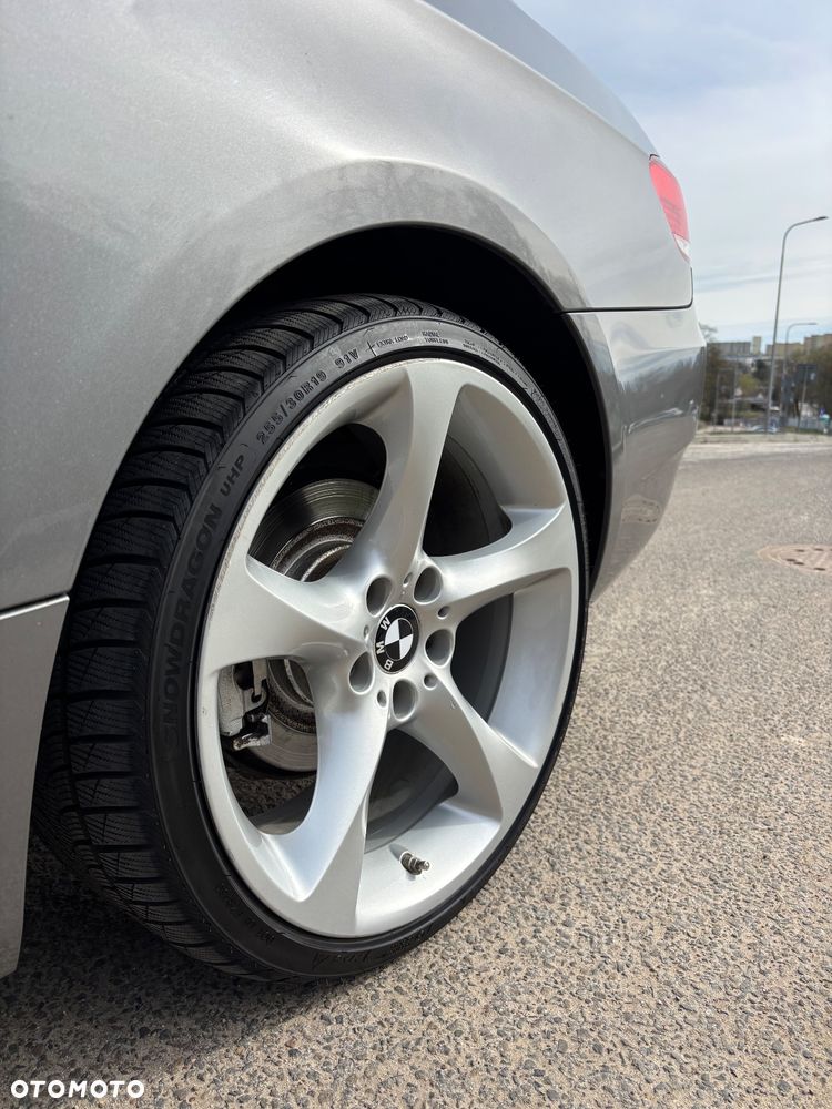 BMW Seria 3 325i - 11