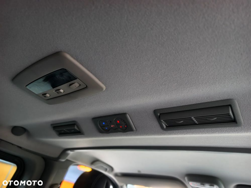 Renault Trafic - 21