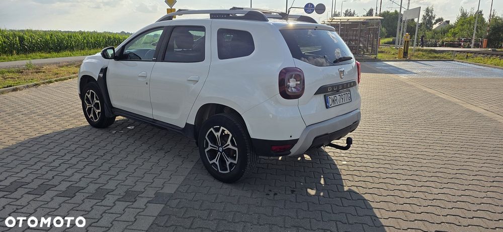Dacia Duster 1.0 TCe SL Celebration - 4