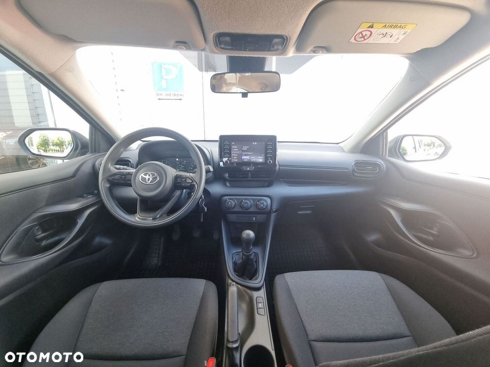 Toyota Yaris - 3