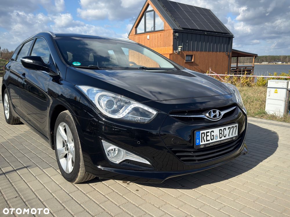 Hyundai i40 i40cw 1.7 CRDi Fifa World Cup Edition - 11