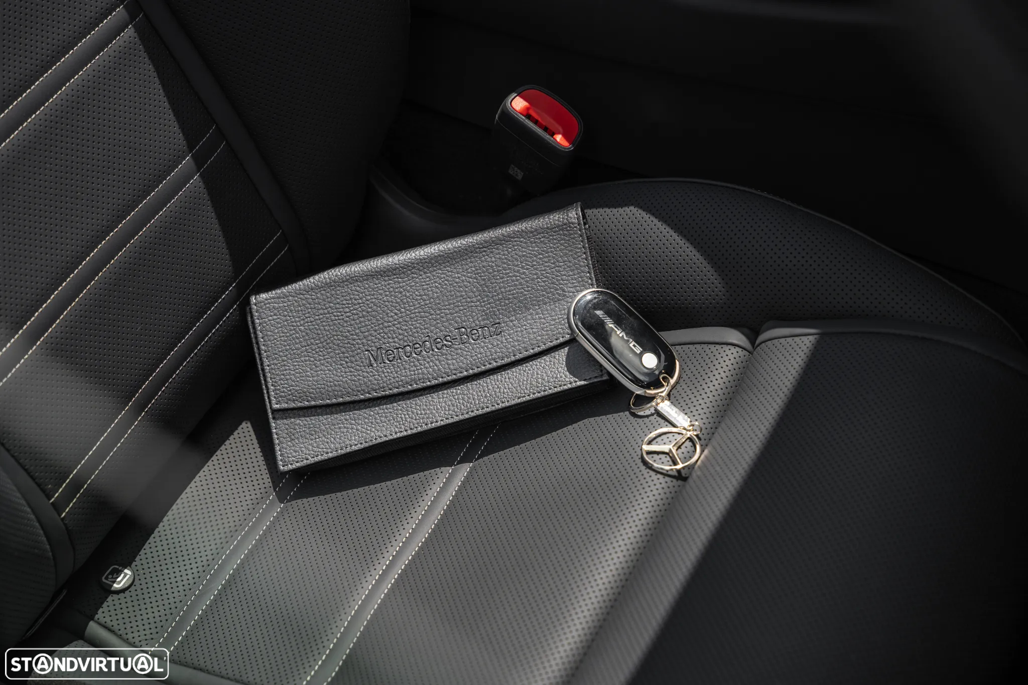 Mercedes-Benz SL 63 AMG 4Matic+ - 25