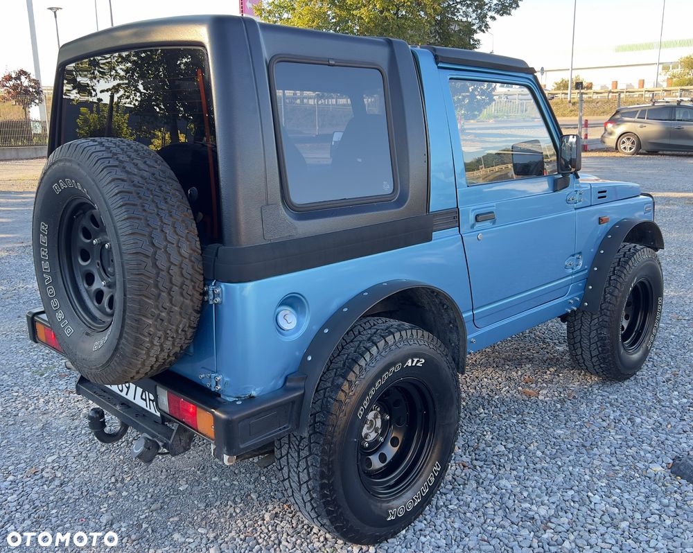Suzuki Samurai 1990 photo 5