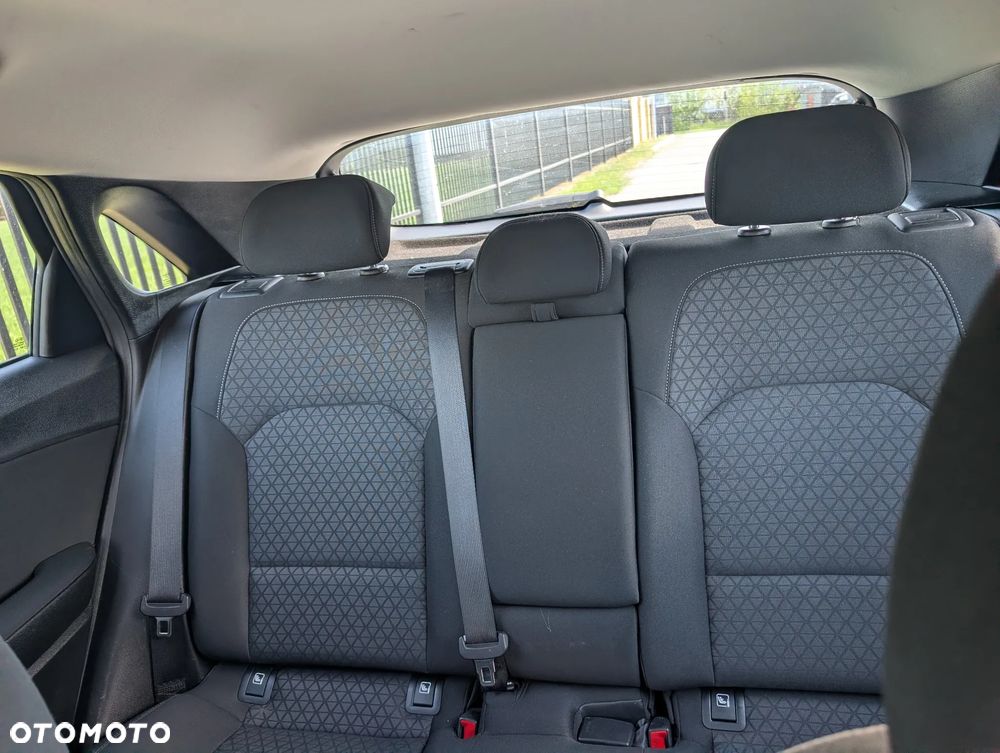 Kia Ceed 1.4 L Business Line - 36