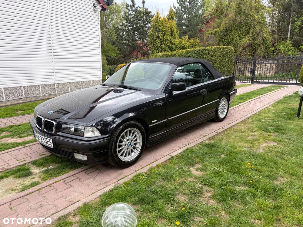 BMW Seria 3 320i - 9