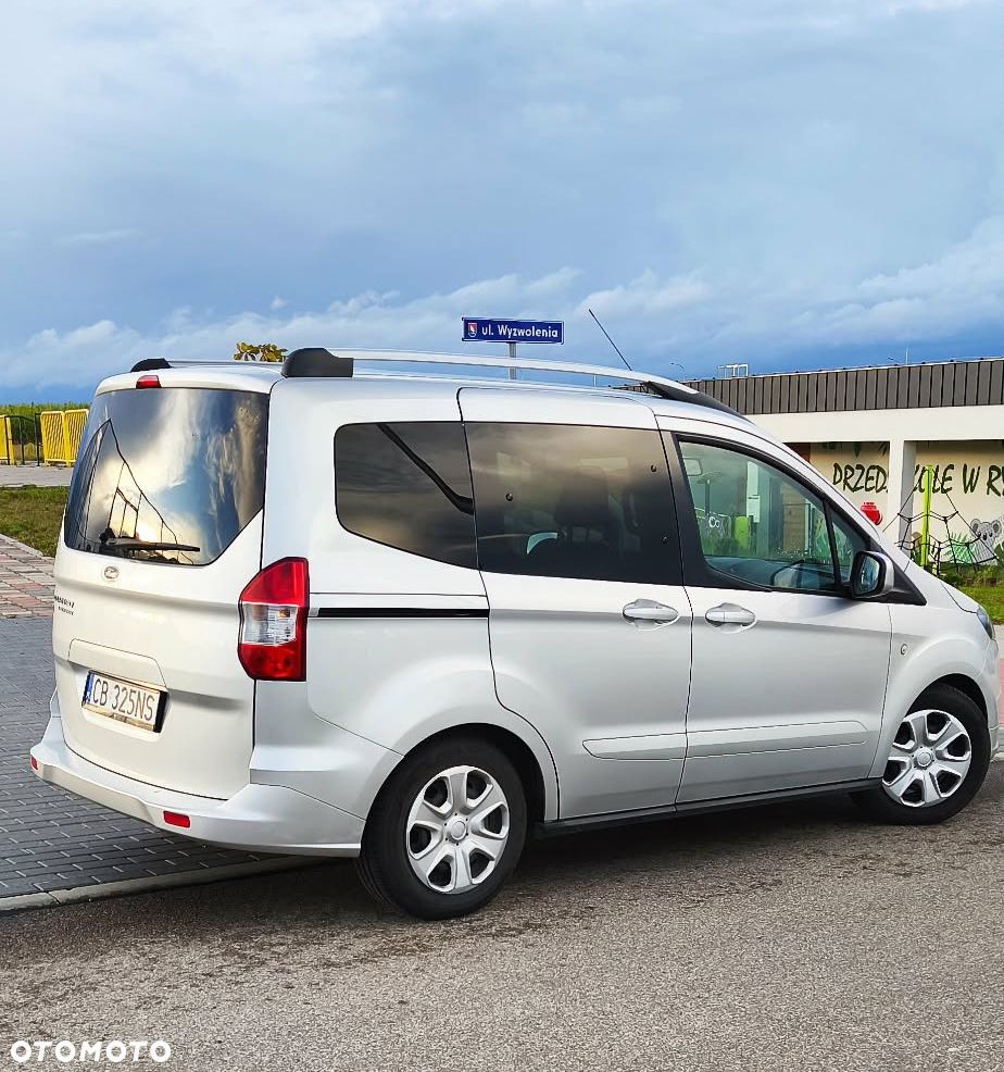 Ford Tourneo Courier 1.5 TDCi Trend - 15