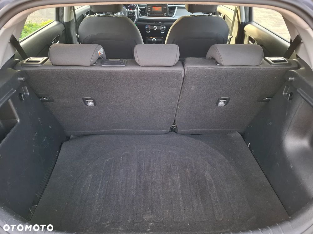 Kia Rio - 20
