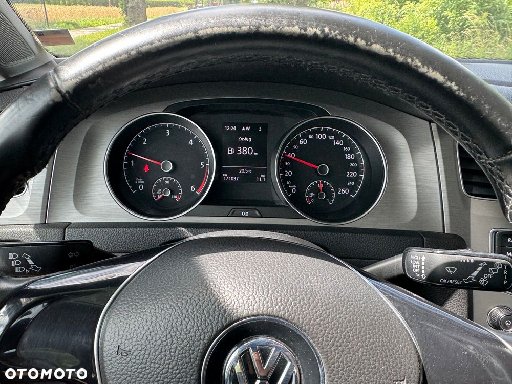 Volkswagen Golf 1.6 TDI BlueMotion Technology Comfortline - 24