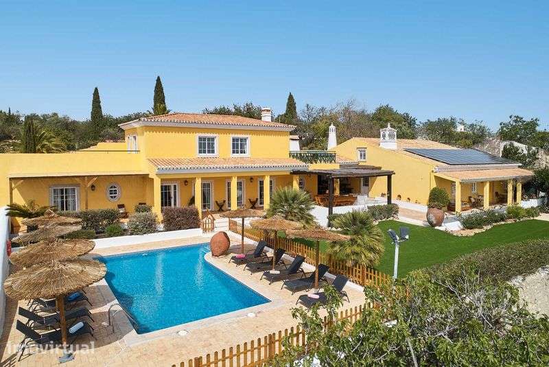 Boliqueime, Vivenda T8, jardim, piscina, vista mar. - Grande imagem: 3/11
