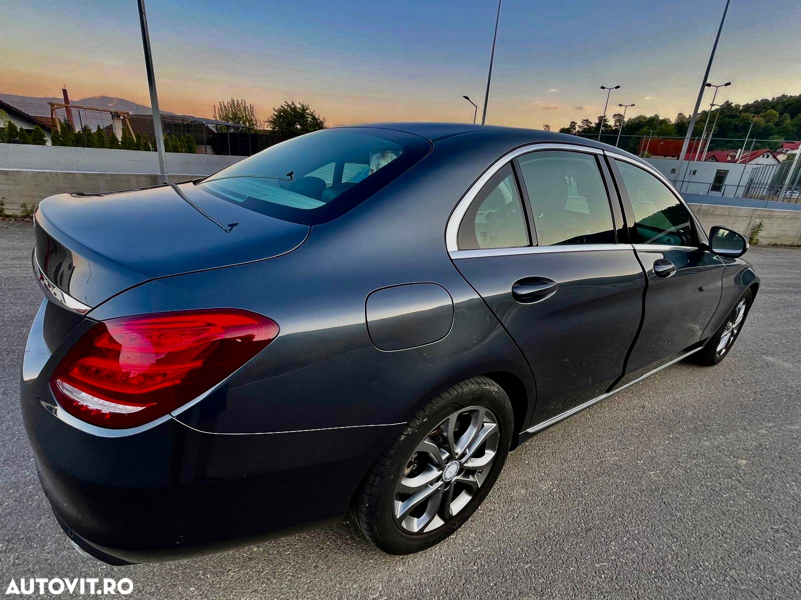 Mercedes-Benz C - 7