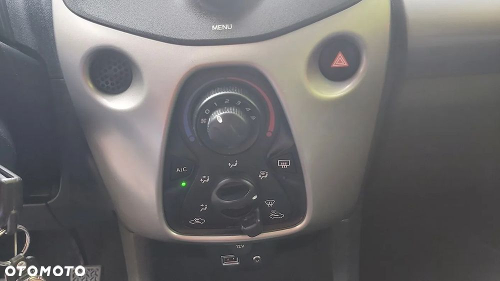Toyota Aygo x-cite Style Selection - 28