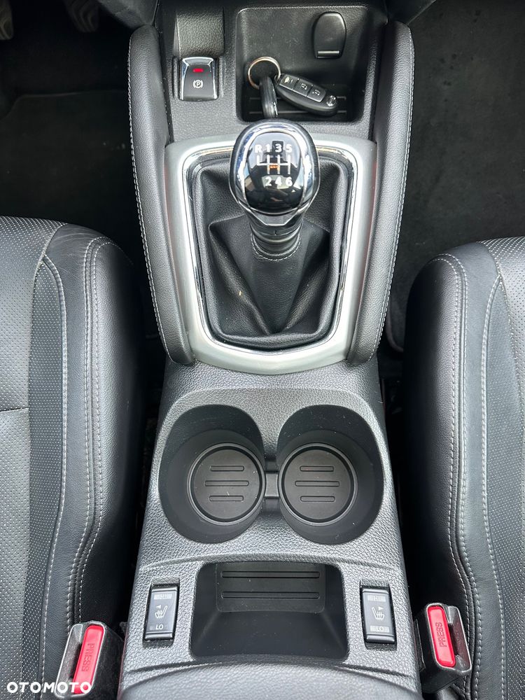 Nissan Qashqai - 12