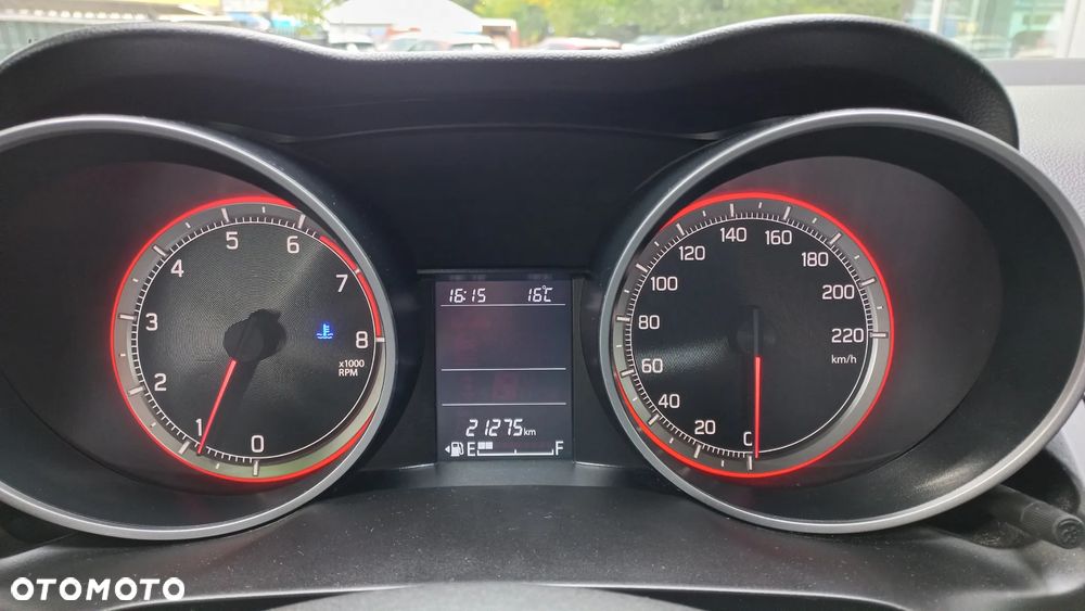 Suzuki Swift 1.2 Premium Plus - 30