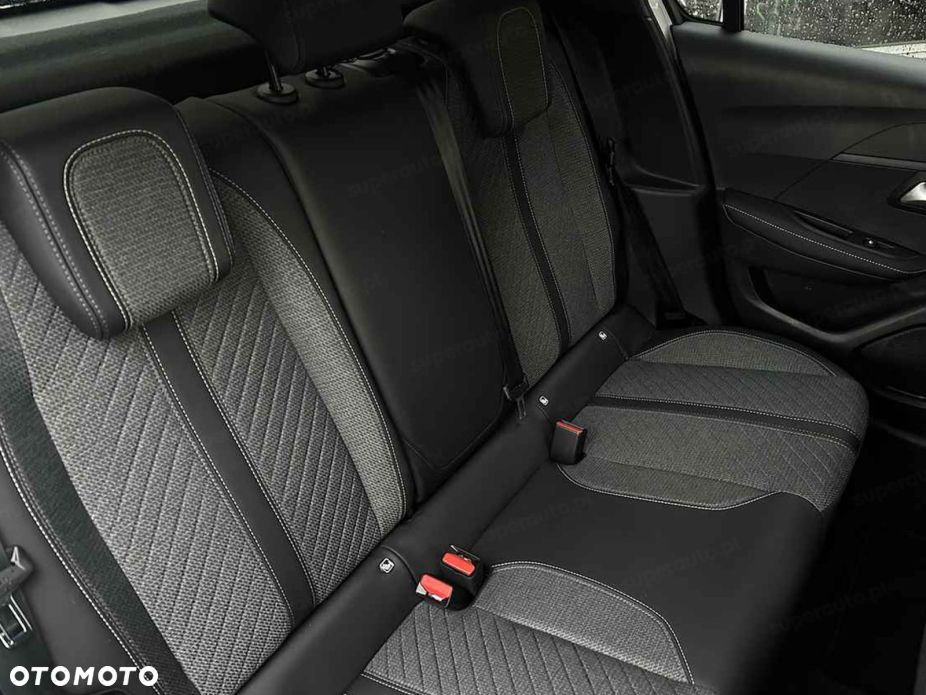 Peugeot 208 1.2 PureTech Allure S&S - 10