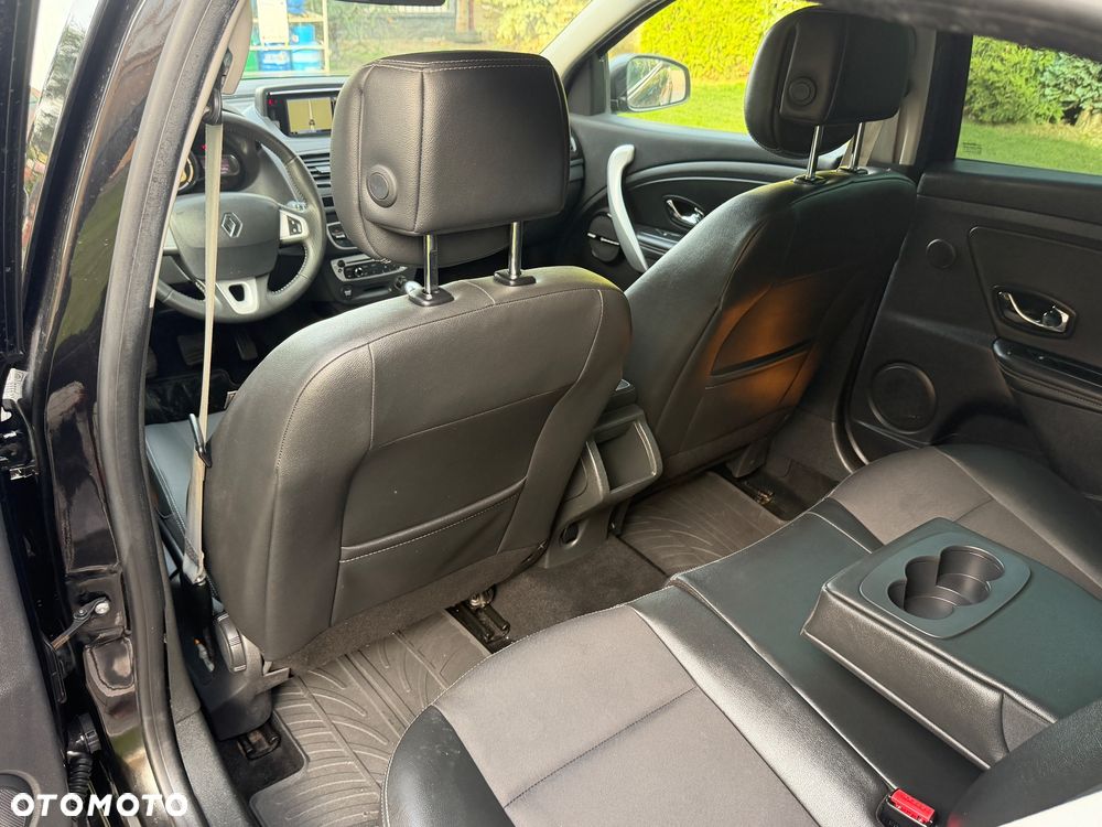 Renault Megane ENERGY dCi 130 Start & Stop Bose Edition - 26
