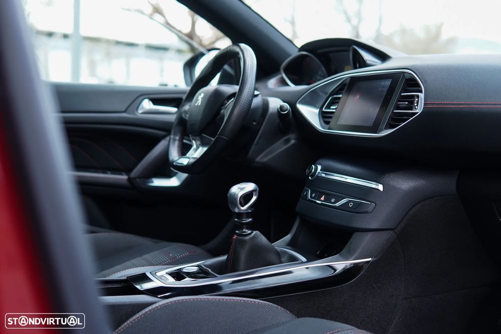 Peugeot 308 PureTech 130 GPF Stop & Start GT Pack - 30