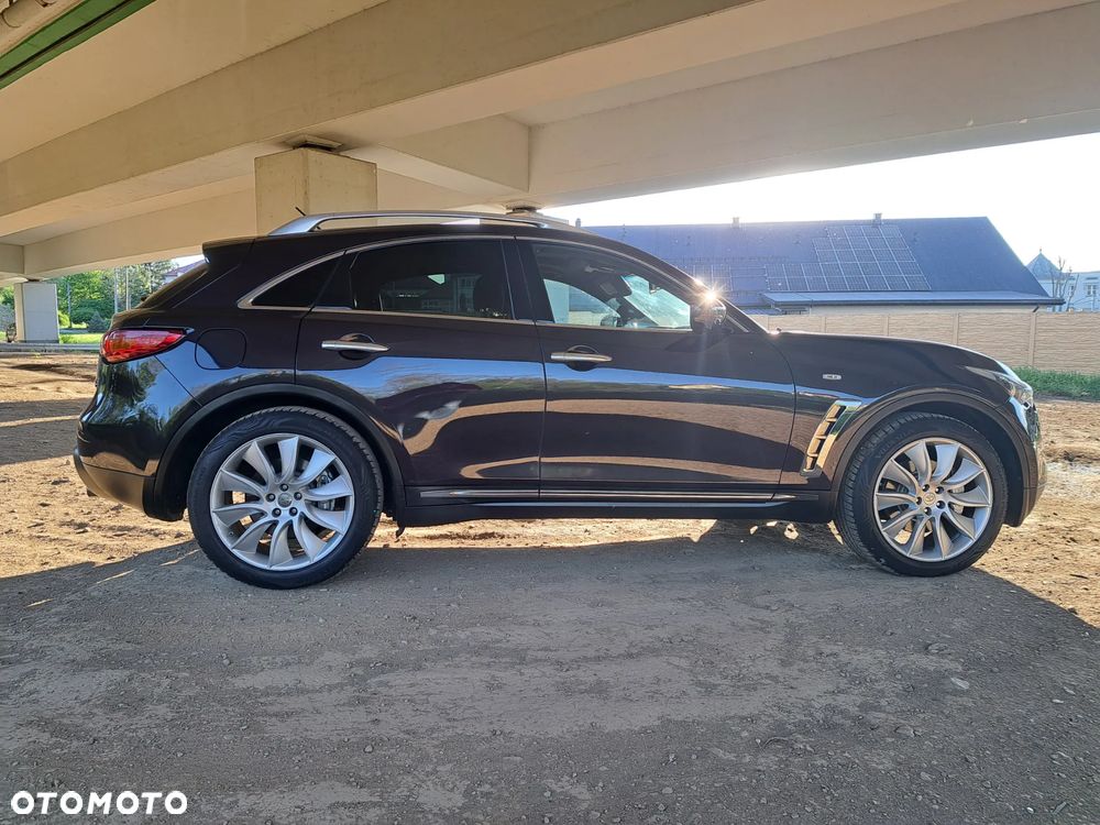 Infiniti FX FX30d S Premium - 4