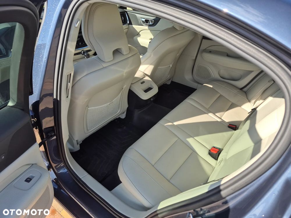 Volvo S60 T6 AWD Geartronic RDesign - 9