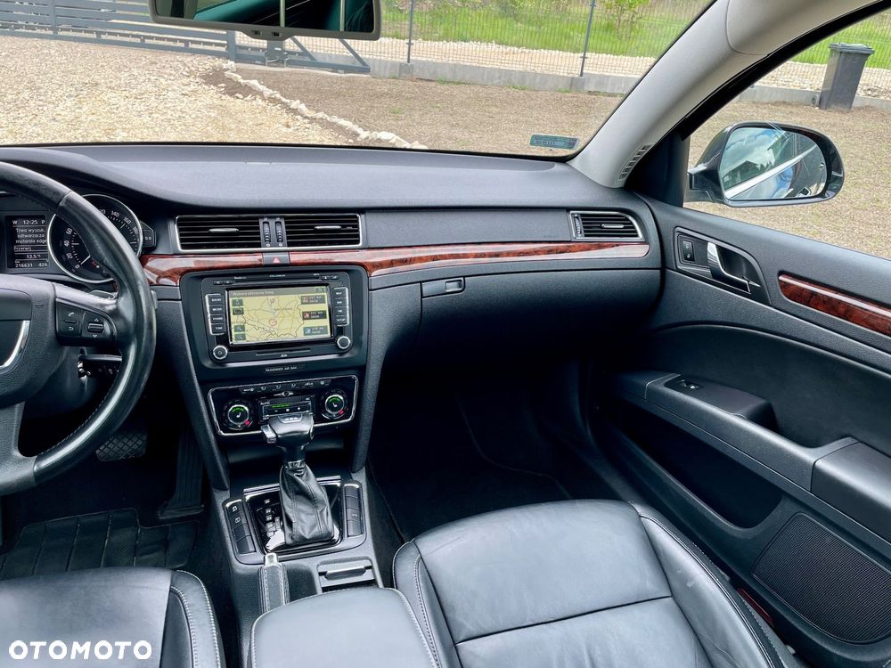 Skoda Superb 2.0 TDI DSG L&K - 24