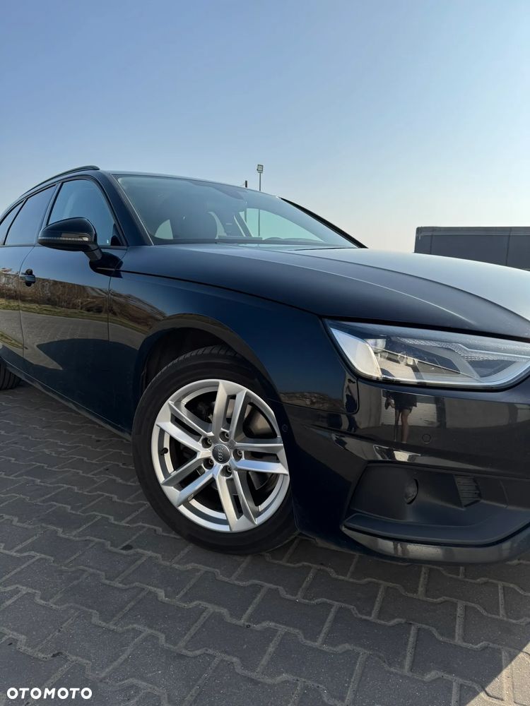 Audi A4 Avant 35 TDI S tronic advanced - 4