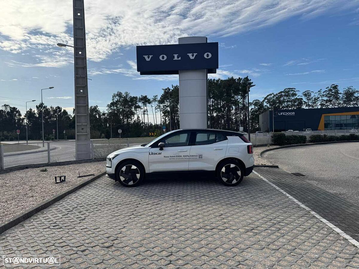 Volvo EX30 - 2
