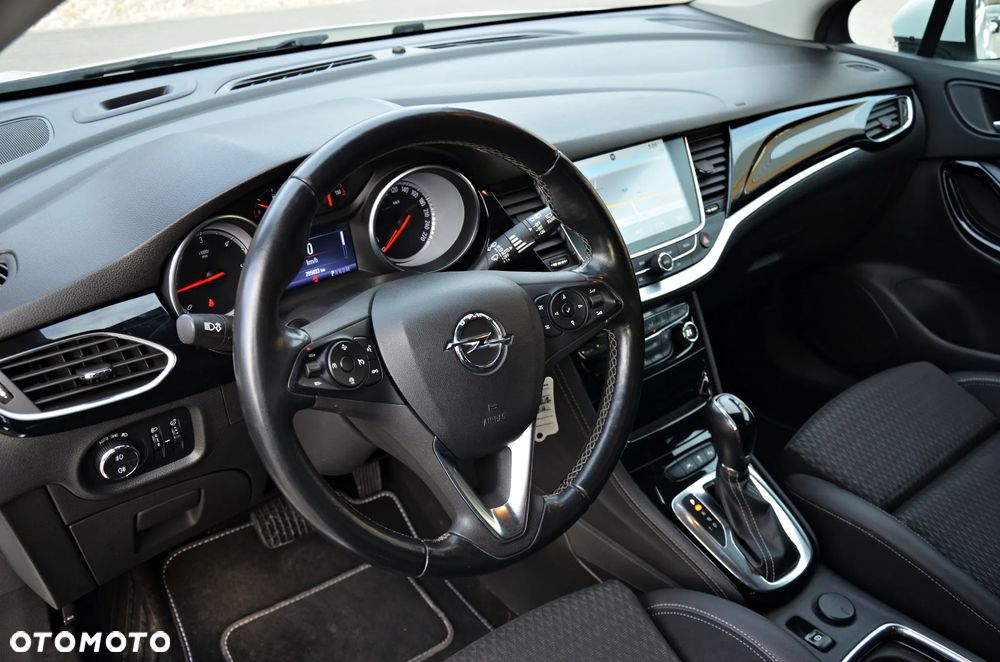 Opel Astra 1.6 D (CDTI) Automatik Dynamic - 28